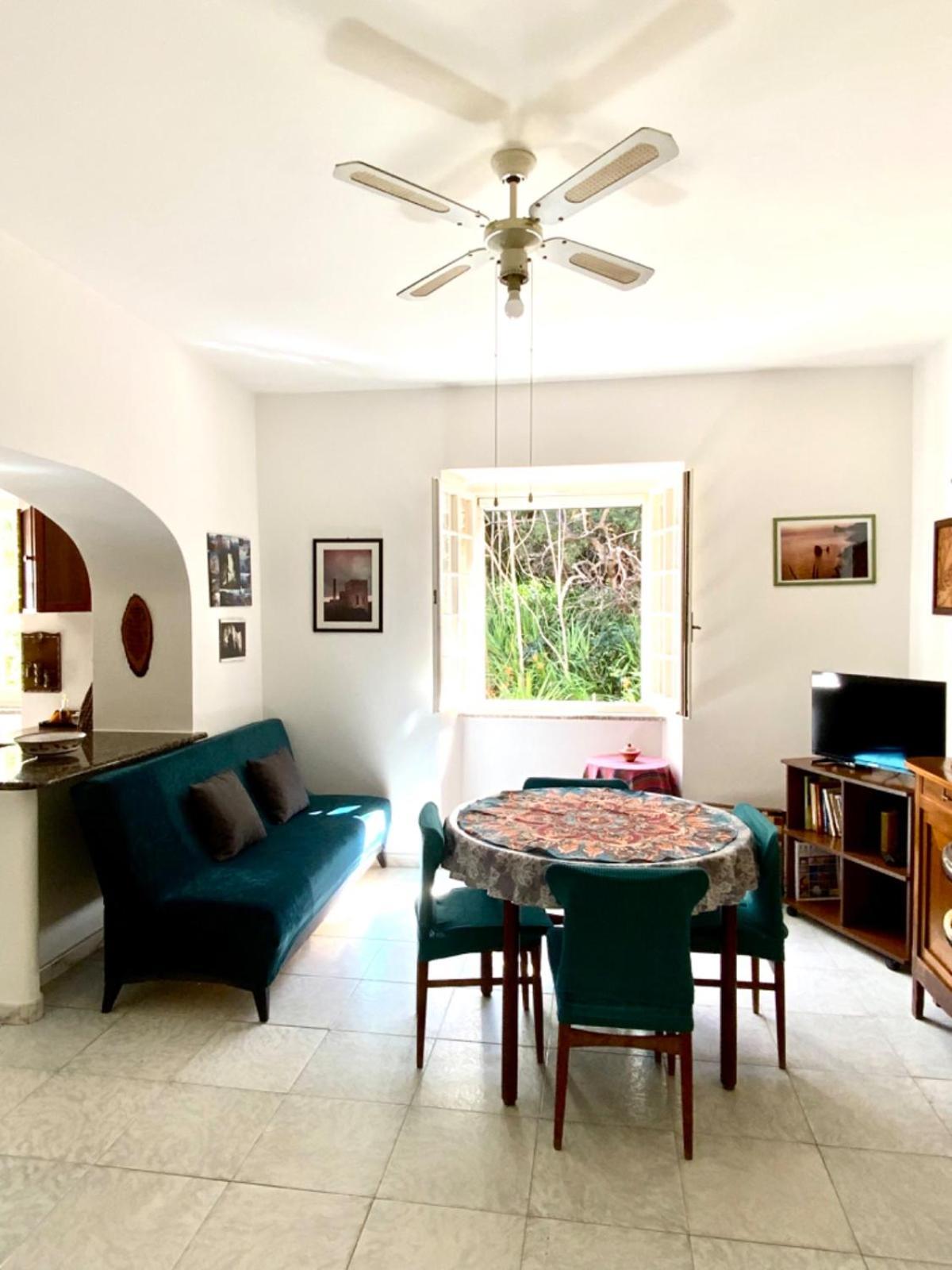 Aragonite Azzurra Casa Vacanza 고네사 외부 사진