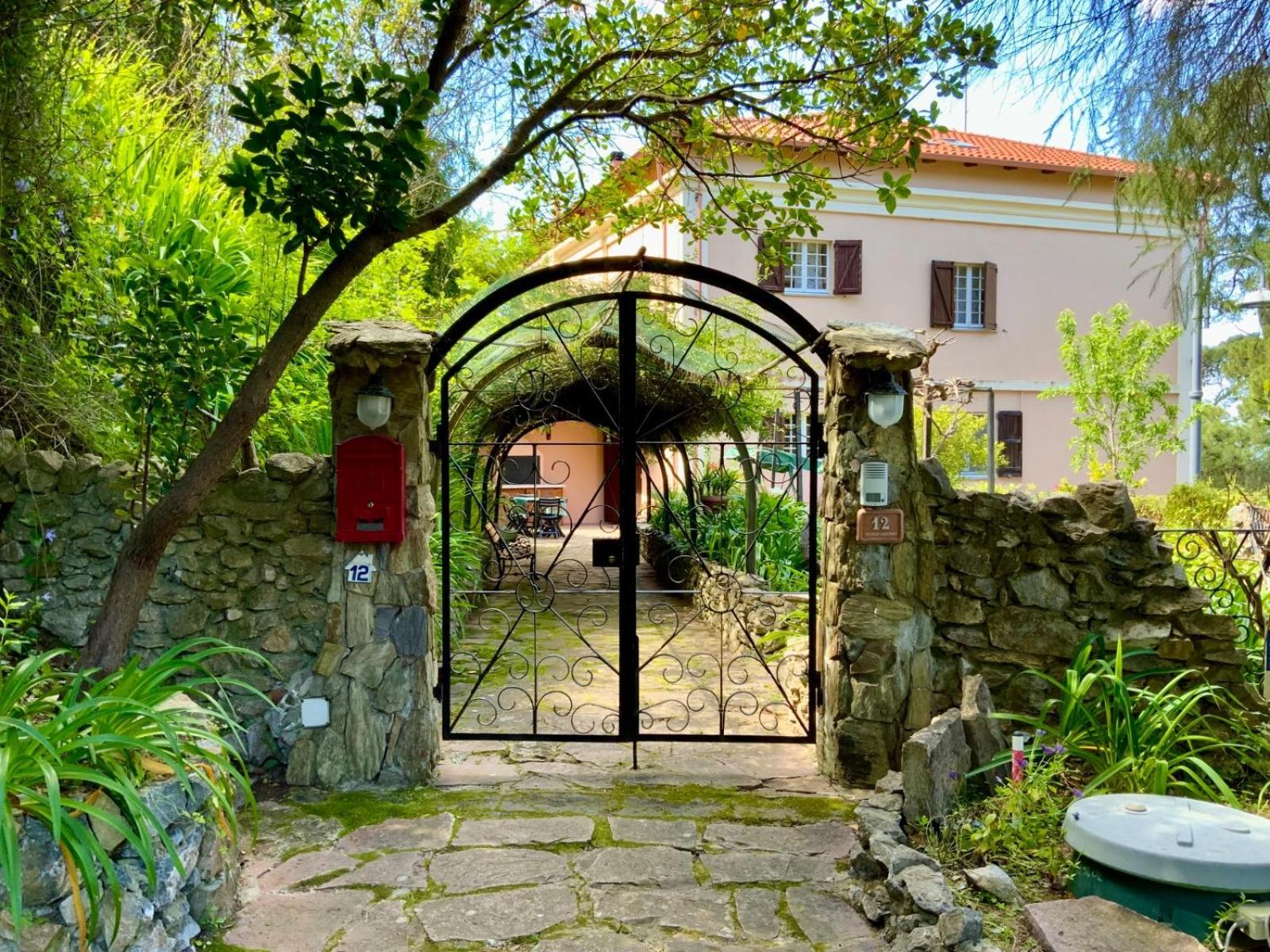 Aragonite Azzurra Casa Vacanza 고네사 외부 사진